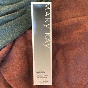 Mary Kay cc cream sunscreen SPF 15 very light